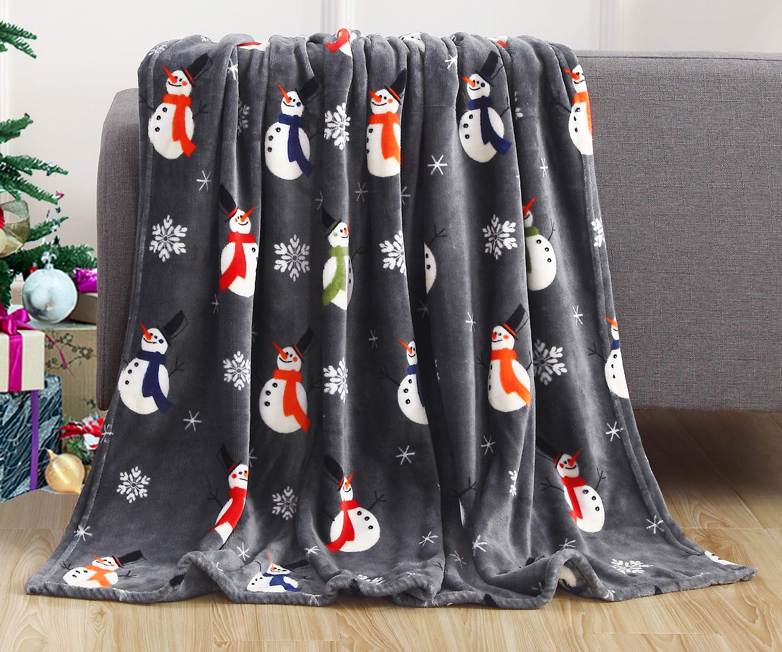Elegant Comfort Luxury Velvet Super Soft Christmas Prints Fleece Blanket-Holiday Theme Home Décor Fuzzy Warm and Cozy Throws for Winter Bedding, Couch and Gift, 50 x 60 inch, Burgundy Reindeer